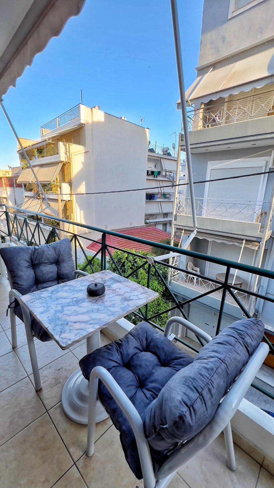 H&H Cozy Retreat Apartman Pireusz Kültér fotó